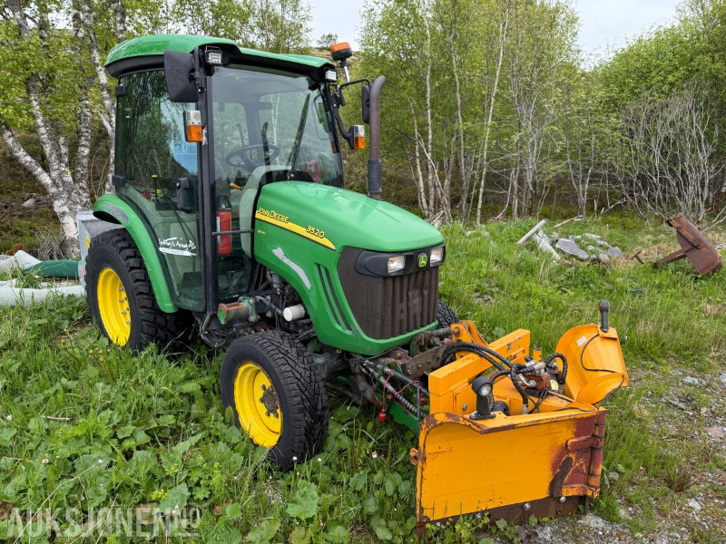 2007 John Deere 3520 - Frontlaster - MYE UTSTYR! - Trator: foto 3 2007 John Deere 3520 - Frontlaster - MYE UTSTYR! - Trator: foto 3