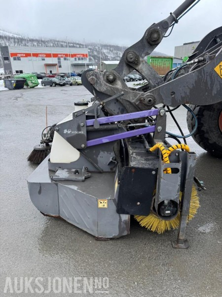 2008 Holms 300-2.5 Feiekost med vanning, oppsamler og sidebørste - Equipamento de construção: foto 2 2008 Holms 300-2.5 Feiekost med vanning, oppsamler og sidebørste - Equipamento de construção: foto 2