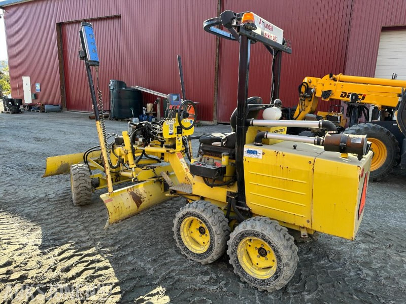 2008 Laser Grader Høvel med maskinstyring og laser - Equipamento de construção: foto 4 2008 Laser Grader Høvel med maskinstyring og laser - Equipamento de construção: foto 4