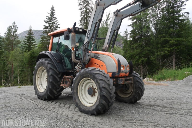 2008 Valtra N141 Twintrac traktor / 9121 timer - Trator: foto 5 2008 Valtra N141 Twintrac traktor / 9121 timer - Trator: foto 5