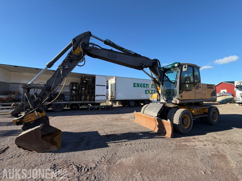 2008 Volvo EW160C Hjulgraver - Pusseskuff - Graveskuff S60 - Tilleggshydraulikk - Engcon tiltrotator - Escavadeira: foto 2 2008 Volvo EW160C Hjulgraver - Pusseskuff - Graveskuff S60 - Tilleggshydraulikk - Engcon tiltrotator - Escavadeira: foto 2