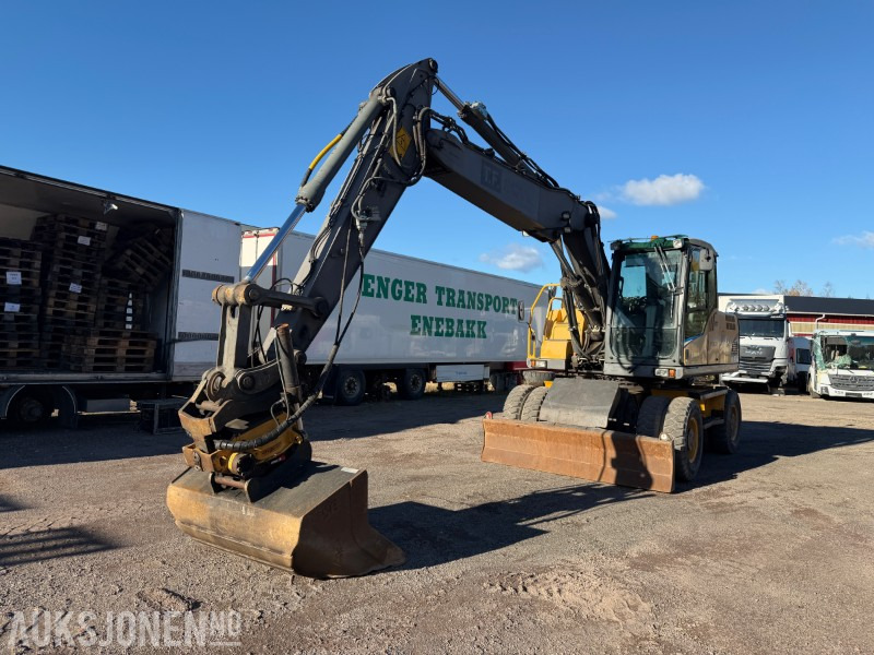 2008 Volvo EW160C Hjulgraver - Pusseskuff - Graveskuff S60 - Tilleggshydraulikk - Engcon tiltrotator - Escavadeira: foto 1 2008 Volvo EW160C Hjulgraver - Pusseskuff - Graveskuff S60 - Tilleggshydraulikk - Engcon tiltrotator - Escavadeira: foto 1