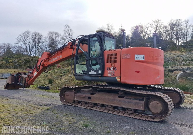 2009 Hitachi ZX225USLC-3 Beltegraver m/GPS/Rototilt med klype/Pusseskuffe, 12800 timer - Escavadeira: foto 4 2009 Hitachi ZX225USLC-3 Beltegraver m/GPS/Rototilt med klype/Pusseskuffe, 12800 timer - Escavadeira: foto 4