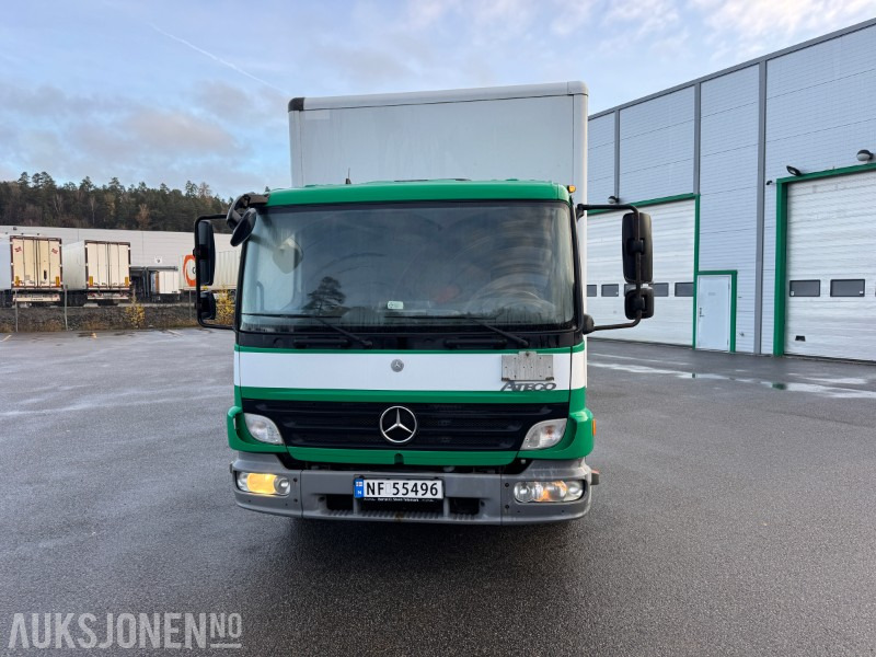 2009 Mercedes-Benz ATEGO - Camião furgão: foto 2 2009 Mercedes-Benz ATEGO - Camião furgão: foto 2