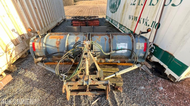 2010 Brøyteskjær - Equipamento de construção: foto 1 2010 Brøyteskjær - Equipamento de construção: foto 1
