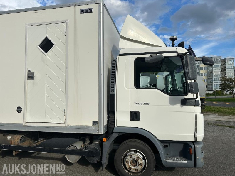 2010 MAN TGL8.1804X2BL SKAPBIL - 206034 KM. - Camião furgão: foto 2 2010 MAN TGL8.1804X2BL SKAPBIL - 206034 KM. - Camião furgão: foto 2