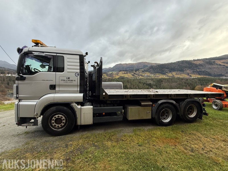 2010 MAN TGS 28.540 krokbil / krokløftbil - maskinflak + krokkasse - Camião polibenne: foto 2 2010 MAN TGS 28.540 krokbil / krokløftbil - maskinflak + krokkasse - Camião polibenne: foto 2