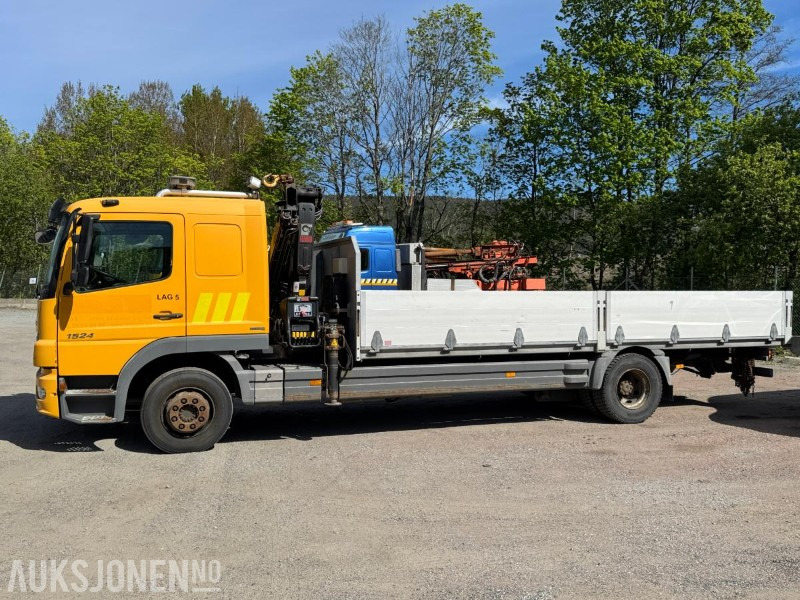 2010 Mercedes-Benz 1524L/54AT Kranbil / HIAB / EU-godkjent - Camião grua: foto 2 2010 Mercedes-Benz 1524L/54AT Kranbil / HIAB / EU-godkjent - Camião grua: foto 2