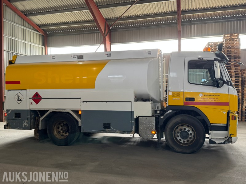 2010 Volvo FM 370 tankbil med 12000 liters tank - Caminhão tanque: foto 4 2010 Volvo FM 370 tankbil med 12000 liters tank - Caminhão tanque: foto 4