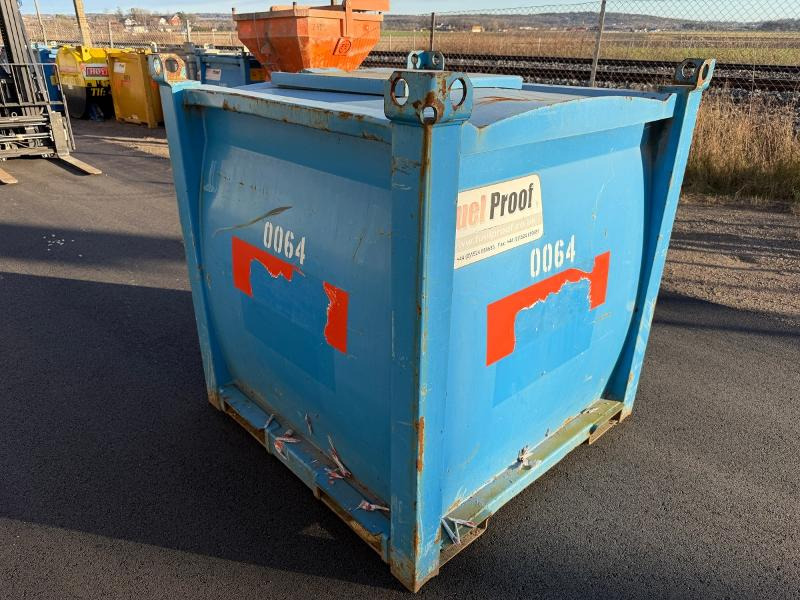 2011 Fuel Proof 1000L dieseltank med generator-tilkobling - Equipamento de construção: foto 3 2011 Fuel Proof 1000L dieseltank med generator-tilkobling - Equipamento de construção: foto 3