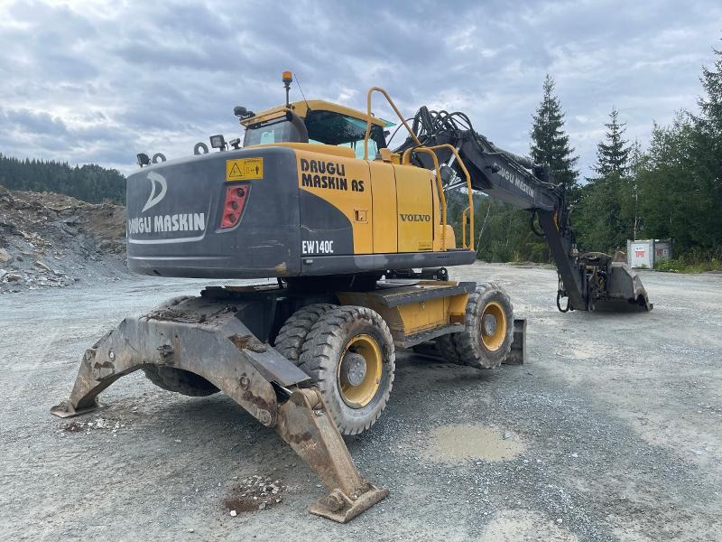2011 Volvo EW140C Hjulgraver - VA-bom - Sentralsmøring - Bunkringspumpe - Engcon Tiltrotator med klype - Pusseskuffe - Escavadeira: foto 4 2011 Volvo EW140C Hjulgraver - VA-bom - Sentralsmøring - Bunkringspumpe - Engcon Tiltrotator med klype - Pusseskuffe - Escavadeira: foto 4