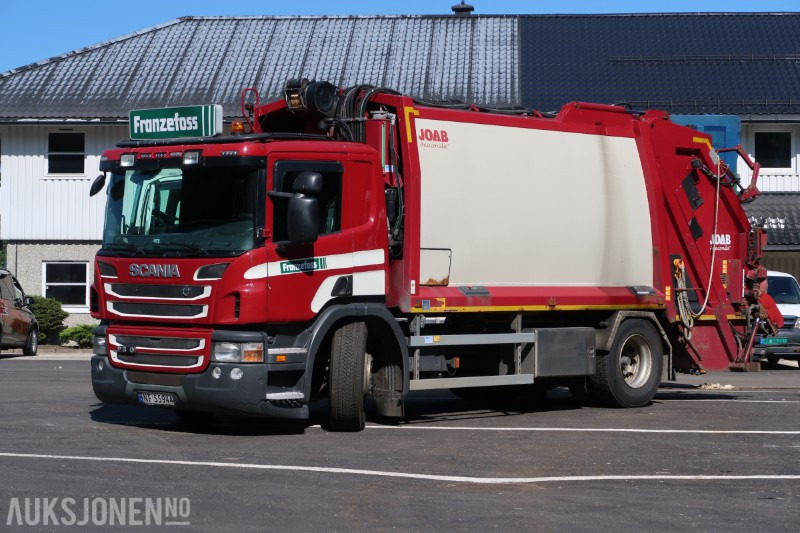 2012 Scania P320 4X2 HNB Komprimatorbil / Renovasjonsbil / 269 775 km - Caminhão de lixo: foto 1 2012 Scania P320 4X2 HNB Komprimatorbil / Renovasjonsbil / 269 775 km - Caminhão de lixo: foto 1