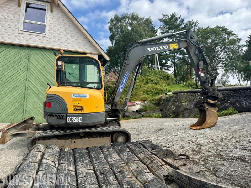 2013 Volvo ECR58 - Gravemaskin - Tiltrotator - 3. Skuffer - Sertifisert - Timer: 6477 - Mini escavadeira: foto 5 2013 Volvo ECR58 - Gravemaskin - Tiltrotator - 3. Skuffer - Sertifisert - Timer: 6477 - Mini escavadeira: foto 5