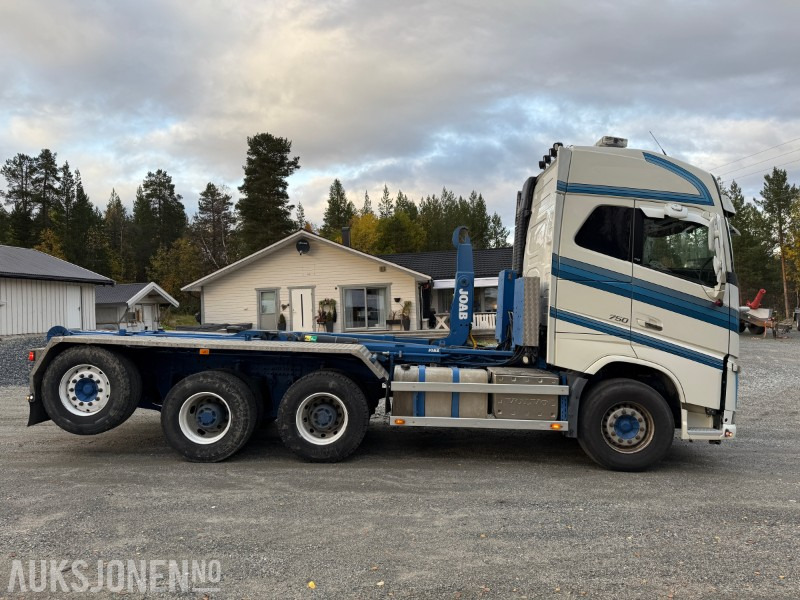 2013 Volvo FH16 750 8X4 - 430 000km - Krokbil - Kran hydraulikk - Brøyteplate - Camião polibenne: foto 4 2013 Volvo FH16 750 8X4 - 430 000km - Krokbil - Kran hydraulikk - Brøyteplate - Camião polibenne: foto 4