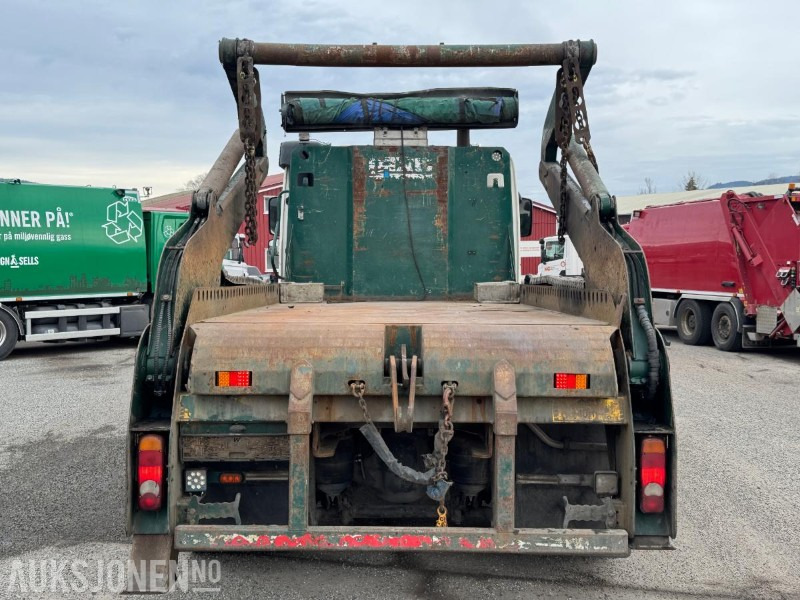 2013 Volvo FM liftdumper / Containerløfter / Nylig EU-godkjent - Camião multibenne: foto 4 2013 Volvo FM liftdumper / Containerløfter / Nylig EU-godkjent - Camião multibenne: foto 4