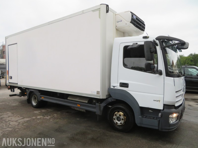 2014 Mercedes-Benz Atego - Kjølebil med Carrier Xarios 600 og Lamberet skap - Camião furgão: foto 1 2014 Mercedes-Benz Atego - Kjølebil med Carrier Xarios 600 og Lamberet skap - Camião furgão: foto 1