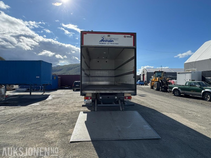 2014 Volvo FL280 4x2 Skapbil - Zepro 2T Bakløft - Varme i skap - Full åpning - Service - 130169KM - Camião furgão: foto 3 2014 Volvo FL280 4x2 Skapbil - Zepro 2T Bakløft - Varme i skap - Full åpning - Service - 130169KM - Camião furgão: foto 3