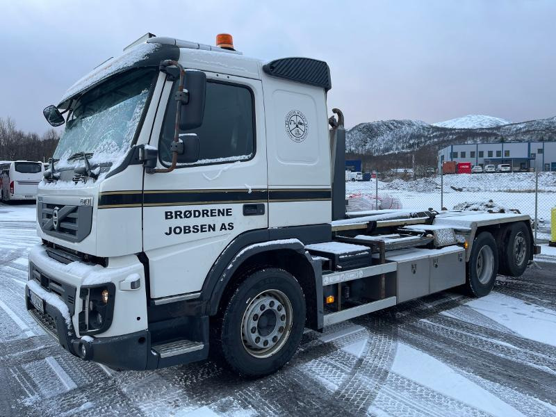 2014 Volvo FMX - Krokløft - 271811 km Godkjent som skolebil - Camião polibenne: foto 1 2014 Volvo FMX - Krokløft - 271811 km Godkjent som skolebil - Camião polibenne: foto 1