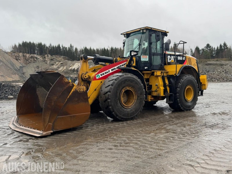 2015 CAT 966M FOREST MACHINE HJULLASTER, VEKT, SENTRALSMØRING, FULL SERVICEHISTORIKK, SKUFFE - Pá carregadora de rodas: foto 1 2015 CAT 966M FOREST MACHINE HJULLASTER, VEKT, SENTRALSMØRING, FULL SERVICEHISTORIKK, SKUFFE - Pá carregadora de rodas: foto 1