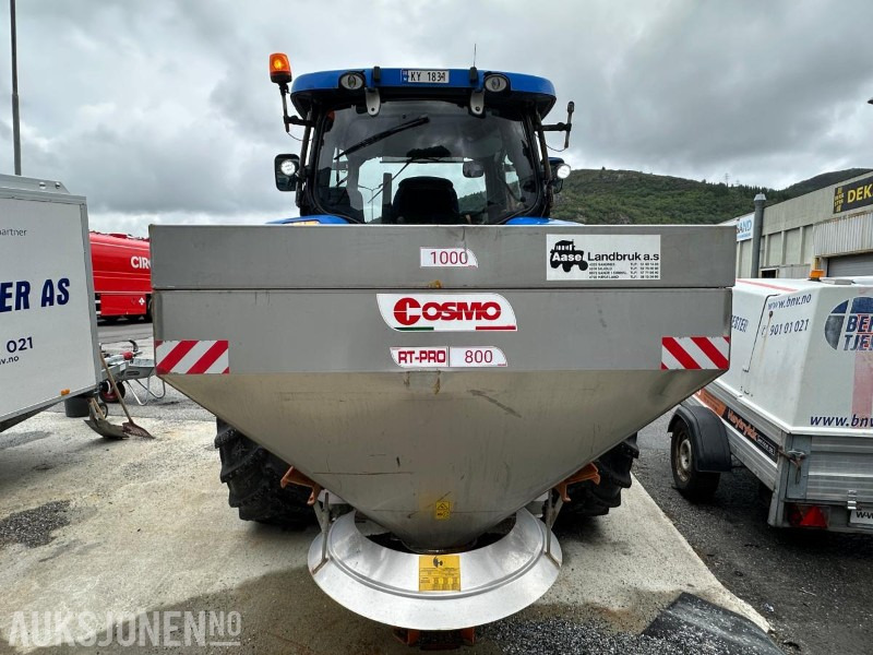 2015 New Holland T6.140 m/snøplog og strøkasse, 1789 timer - Trator: foto 4 2015 New Holland T6.140 m/snøplog og strøkasse, 1789 timer - Trator: foto 4