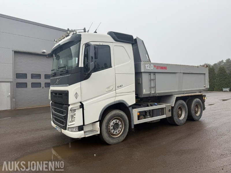 2015 VOLVO FH540 TIPPBIL SERVICEHISTORIKK ZETTERBERG PÅBYGG. - Camião basculante: foto 3 2015 VOLVO FH540 TIPPBIL SERVICEHISTORIKK ZETTERBERG PÅBYGG. - Camião basculante: foto 3