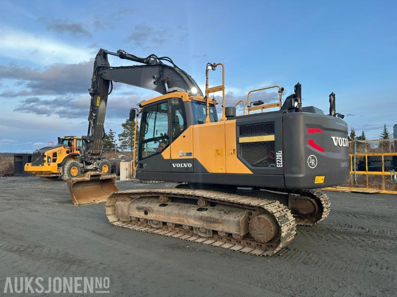 2015 Volvo EC220EL gravemaskin - Escavadeira: foto 3 2015 Volvo EC220EL gravemaskin - Escavadeira: foto 3