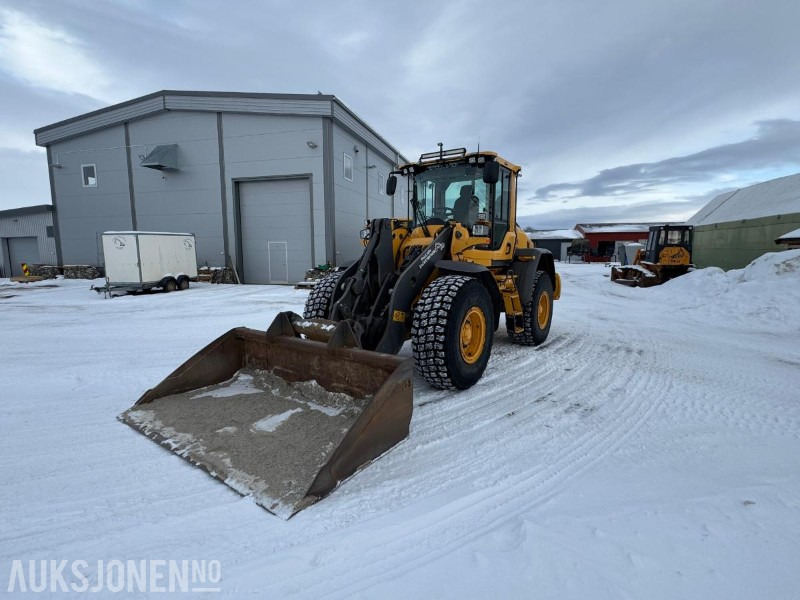 2015 Volvo L70H - Plan. skuff - Utstyr - 6405T - Pá carregadora de rodas: foto 1 2015 Volvo L70H - Plan. skuff - Utstyr - 6405T - Pá carregadora de rodas: foto 1