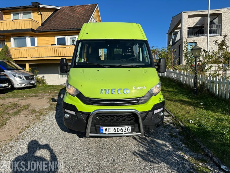 2016-modell Iveco Daily Minibuss Rygge Kamera, Multiratt, RWD - Minibus, Furgão de passageiros: foto 2 2016-modell Iveco Daily Minibuss Rygge Kamera, Multiratt, RWD - Minibus, Furgão de passageiros: foto 2