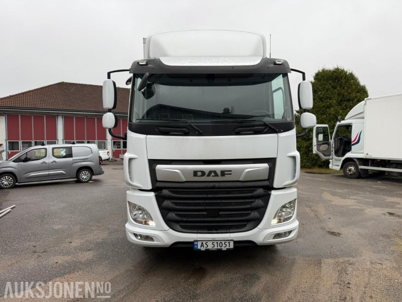 2017 DAF CF 310 SKAPBIL M/FULL SIDEÅPNING 18 PALLER SERVICEHISTORIKK. - Camião furgão: foto 5 2017 DAF CF 310 SKAPBIL M/FULL SIDEÅPNING 18 PALLER SERVICEHISTORIKK. - Camião furgão: foto 5