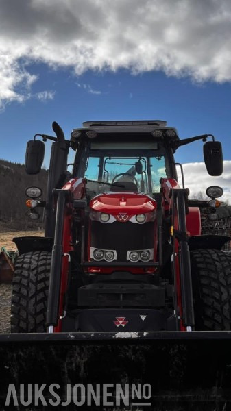 2017 Massey Ferguson 6714 S Dyna VT * Eu Godkjent * 2503 Timer * - Trator: foto 5 2017 Massey Ferguson 6714 S Dyna VT * Eu Godkjent * 2503 Timer * - Trator: foto 5
