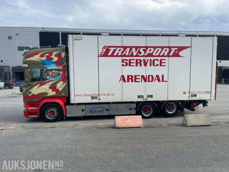 2017 Scania R-580 Ekeriskap m/full sideåpning og 2t bakløfter - Camião furgão: foto 5 2017 Scania R-580 Ekeriskap m/full sideåpning og 2t bakløfter - Camião furgão: foto 5