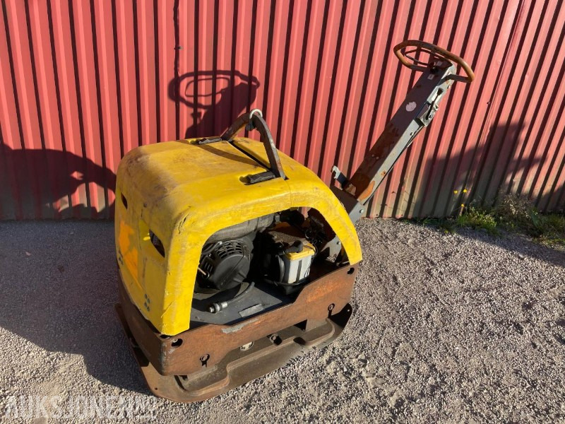 2017 Vibroplate - Atlas Copco LG400, Reparasjonsobjekt - Rolo: foto 1 2017 Vibroplate - Atlas Copco LG400, Reparasjonsobjekt - Rolo: foto 1