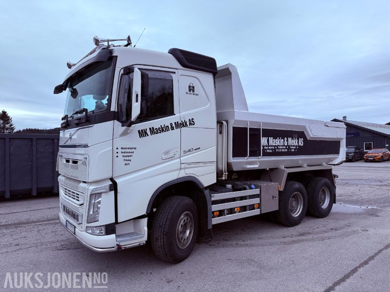2017 Volvo 540 Tippbil 6X4 EURO 6 344830 km Anleggsmodellen - Camião basculante: foto 1 2017 Volvo 540 Tippbil 6X4 EURO 6 344830 km Anleggsmodellen - Camião basculante: foto 1