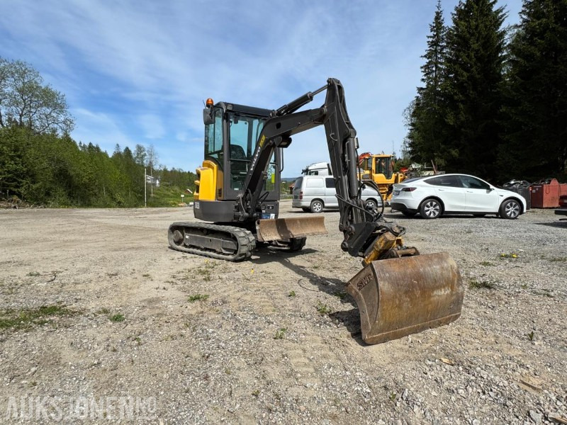 2017 Volvo ECR25D m/Engcon tiltrotator, SE-klype, 3 skuffer, vibroplate, 891 timer, Minigraver - Mini escavadeira: foto 3 2017 Volvo ECR25D m/Engcon tiltrotator, SE-klype, 3 skuffer, vibroplate, 891 timer, Minigraver - Mini escavadeira: foto 3