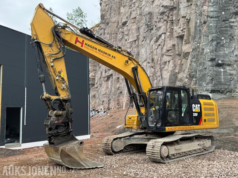2018 Cat 326FL gravemaskin / 2 skuffer / GPS - Escavadeira: foto 1 2018 Cat 326FL gravemaskin / 2 skuffer / GPS - Escavadeira: foto 1