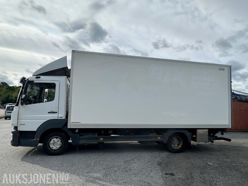 2018 Mercedes-Benz ATEGO - Camião furgão: foto 2 2018 Mercedes-Benz ATEGO - Camião furgão: foto 2