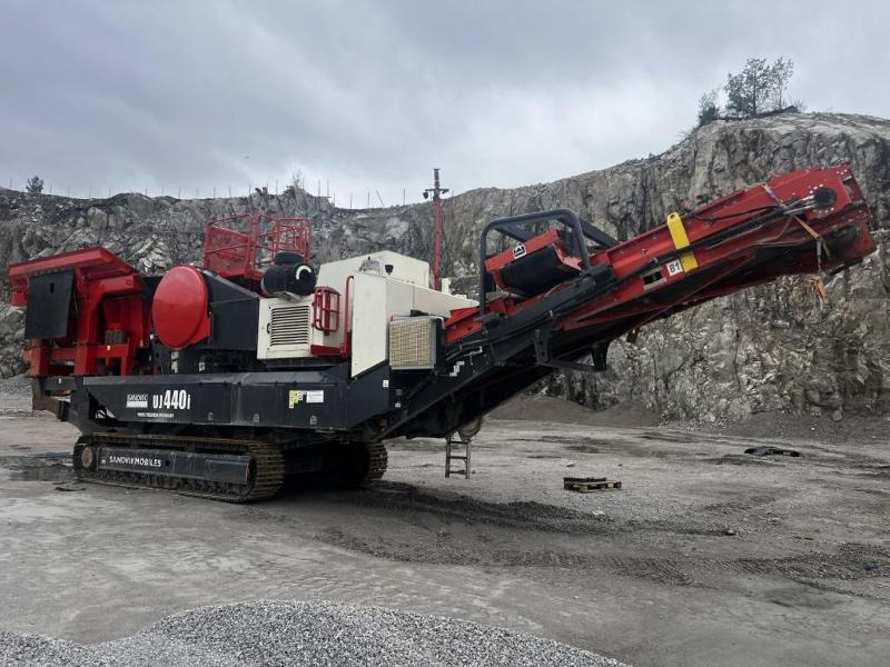 2018 Sandvik UJ440i kjeftknuser - Britador de mandíbula, Peneira vibratória: foto 3 2018 Sandvik UJ440i kjeftknuser - Britador de mandíbula, Peneira vibratória: foto 3