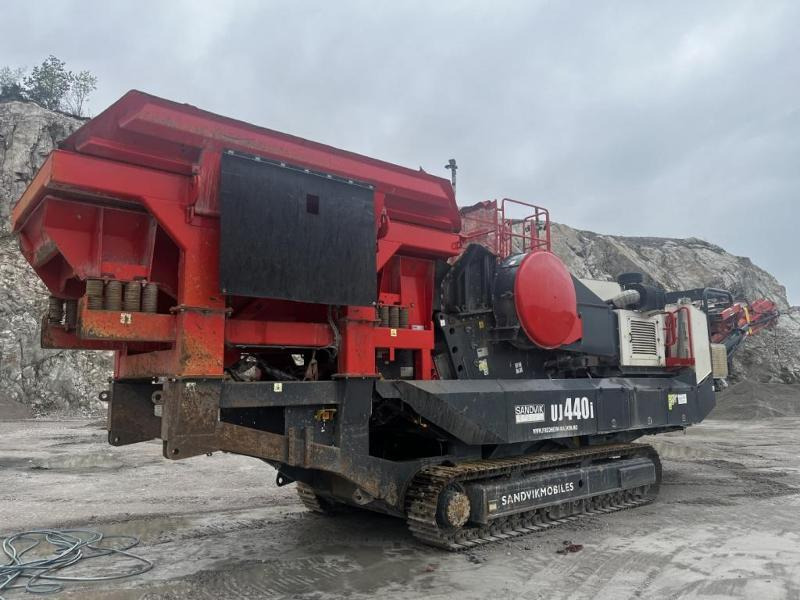2018 Sandvik UJ440i kjeftknuser - Britador de mandíbula, Peneira vibratória: foto 4 2018 Sandvik UJ440i kjeftknuser - Britador de mandíbula, Peneira vibratória: foto 4