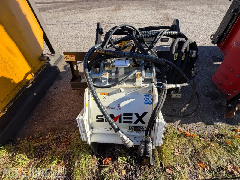 2018 Simex PL 4520 Asfaltfres med hjullaster festeramme - Equipamento de construção: foto 3 2018 Simex PL 4520 Asfaltfres med hjullaster festeramme - Equipamento de construção: foto 3
