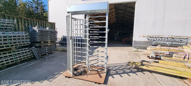 Equipamento de construção 2019 Halsang personrondell med Infobric kortleser: foto 1