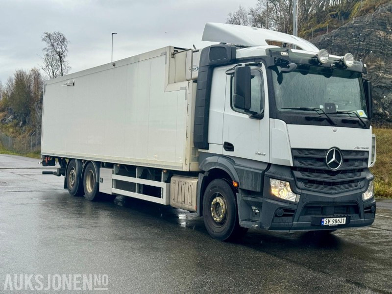 2019 Mercedes-Benz ACTROS - 6x2 - Eu-godkjent til 07/26 - Km: 150607 - Camião furgão: foto 2 2019 Mercedes-Benz ACTROS - 6x2 - Eu-godkjent til 07/26 - Km: 150607 - Camião furgão: foto 2