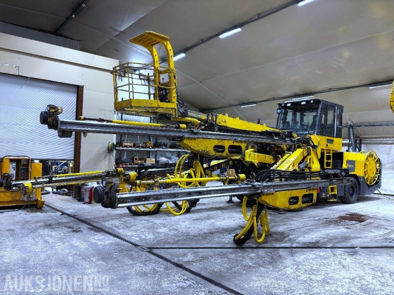 2019 Tunnelrigg Epiroc Boomer XE3 C - Máquina de perfuração: foto 1 2019 Tunnelrigg Epiroc Boomer XE3 C - Máquina de perfuração: foto 1