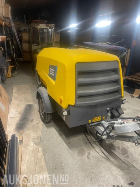 2020 Atlas Copco XAS 68 - Máquina de perfuração: foto 4 2020 Atlas Copco XAS 68 - Máquina de perfuração: foto 4