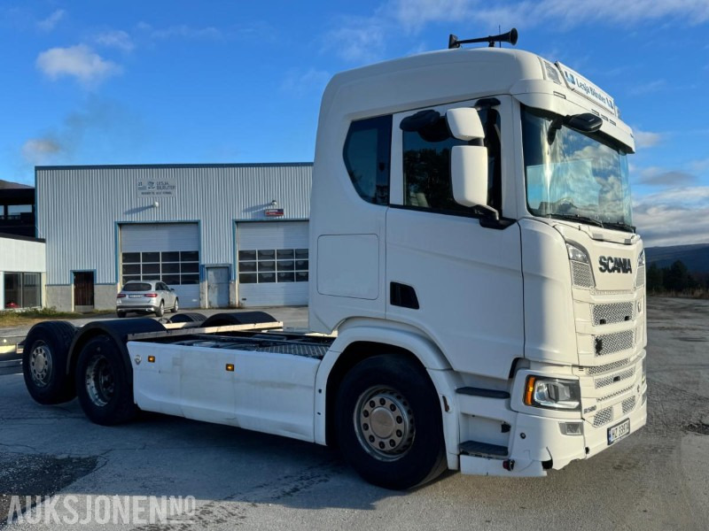 2020 Scania R580 CHASSIS, V8, EURO 6, SVING AKSEL 3, DIESELVARMER, - Camião chassi: foto 4 2020 Scania R580 CHASSIS, V8, EURO 6, SVING AKSEL 3, DIESELVARMER, - Camião chassi: foto 4