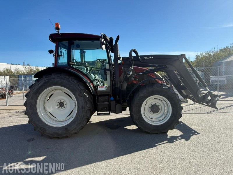 2020 Valtra A134 Traktor m/frontlaster. - Trator: foto 1 2020 Valtra A134 Traktor m/frontlaster. - Trator: foto 1