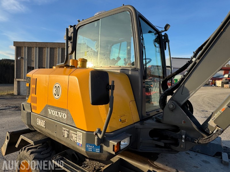 Escavadeira 2020 Volvo EW60E HJULGRAVER MED TOLTROTATOR OG 2 SKUFFER: foto 20