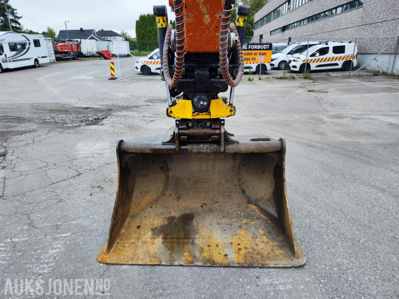 Escavadeira 2021 Hitachi ZX135US-6 med 3D maskinstyring, tiltrotator og 3 skuffer: foto 16