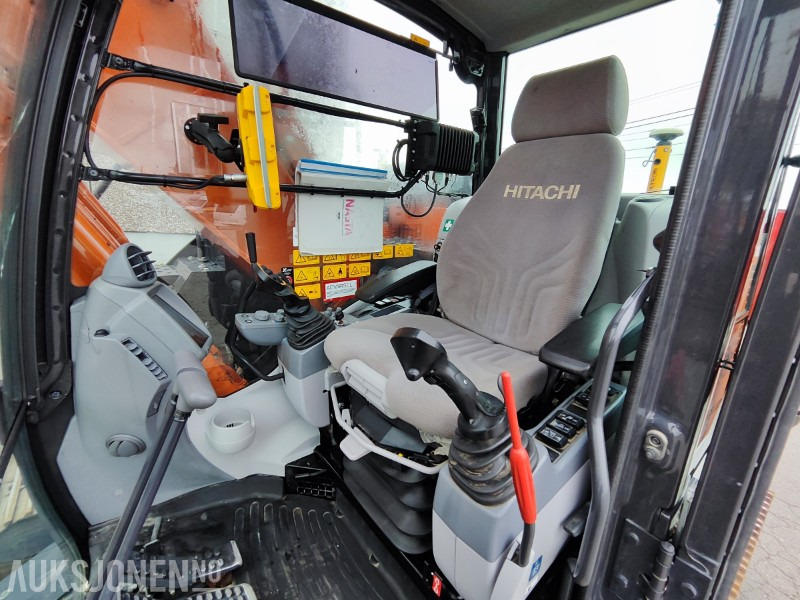 Escavadeira 2021 Hitachi ZX135US-6 med 3D maskinstyring, tiltrotator og 3 skuffer: foto 24