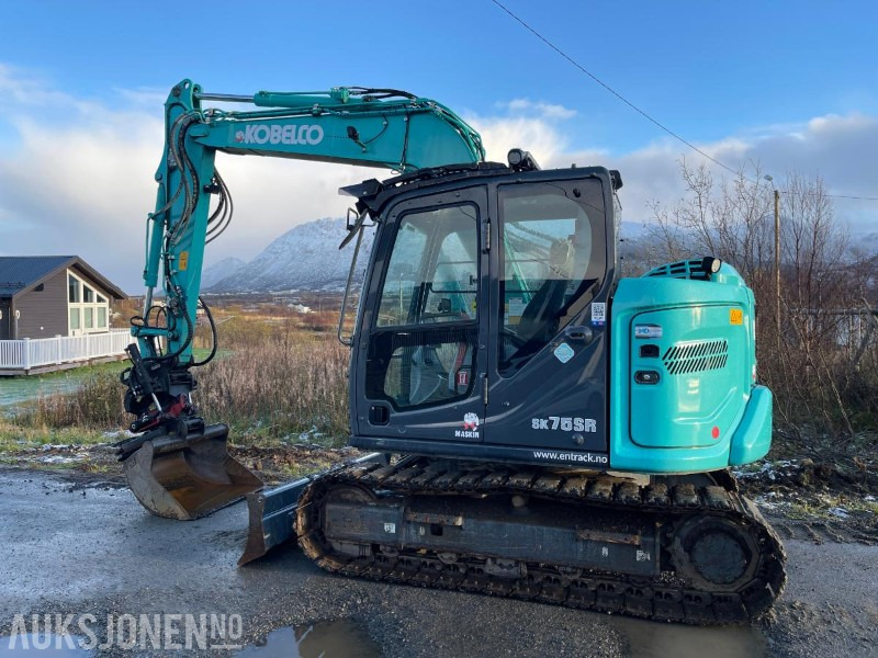 2021 Kobelco SK75SR-7 Gravemaskin med skjær, tiltrotator med gripekassett, nylig sertifisert, kun 2400 timer - Escavadeira: foto 3 2021 Kobelco SK75SR-7 Gravemaskin med skjær, tiltrotator med gripekassett, nylig sertifisert, kun 2400 timer - Escavadeira: foto 3