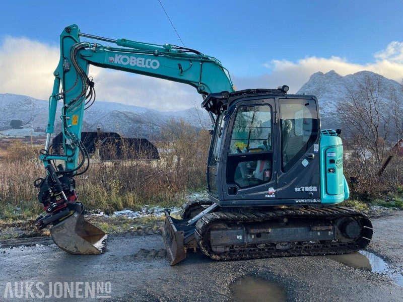 2021 Kobelco SK75SR-7 Gravemaskin med skjær, tiltrotator med gripekassett, nylig sertifisert, kun 2400 timer - Escavadeira: foto 2 2021 Kobelco SK75SR-7 Gravemaskin med skjær, tiltrotator med gripekassett, nylig sertifisert, kun 2400 timer - Escavadeira: foto 2